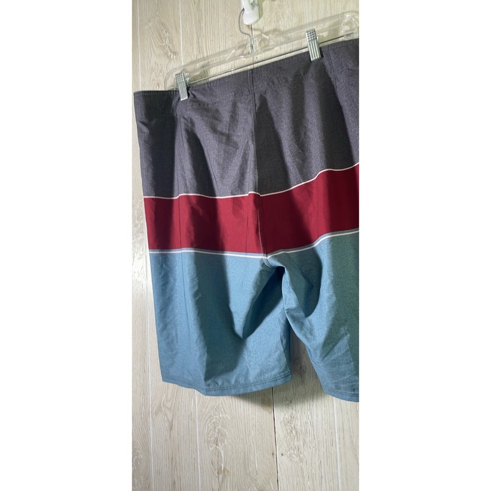 Berts Brand Board Shorts Mens Size 38 Swim Surfing Trunks Black, Grey, Red And B - Picture 2 of 7